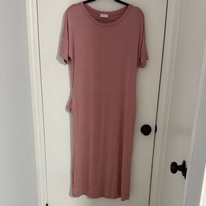 Pink Lily brand mauve-pink tshirt dress